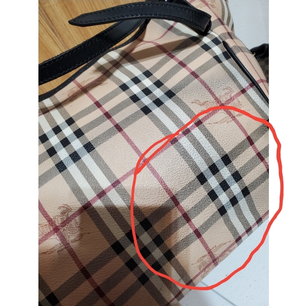 Burberry Canterbury Haymarket Tote - Picture 11 of 13